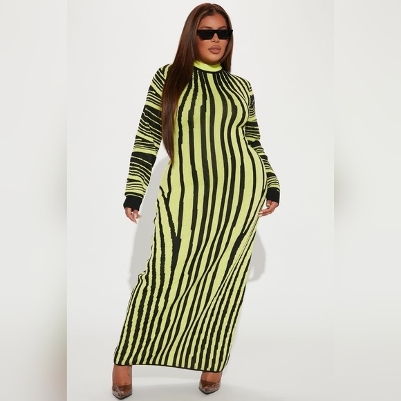 Fashion nova sweater dress - Picture 2 of 7